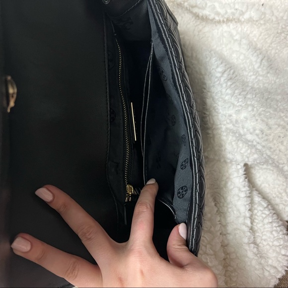 FLEMING CONVERTIBLE SHOULDER BAG - Picture 5 of 10